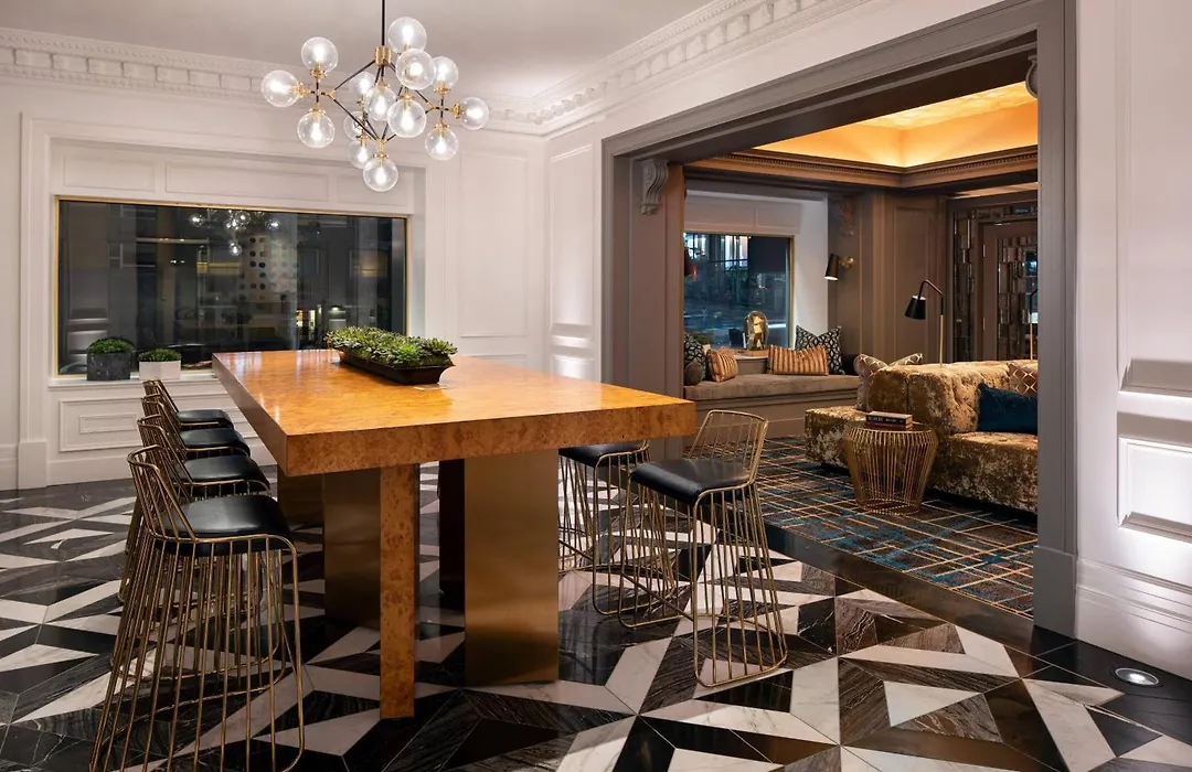 Courtyard By Marriott San Francisco Downtown/Van Ness Ave-1