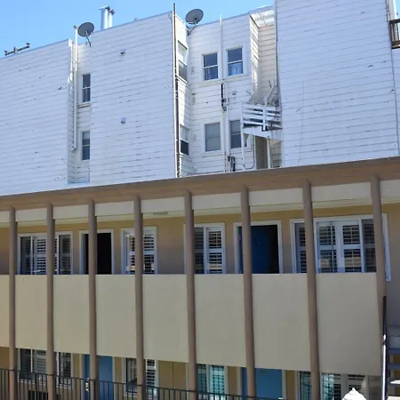 Alpha Inn And Suites-3